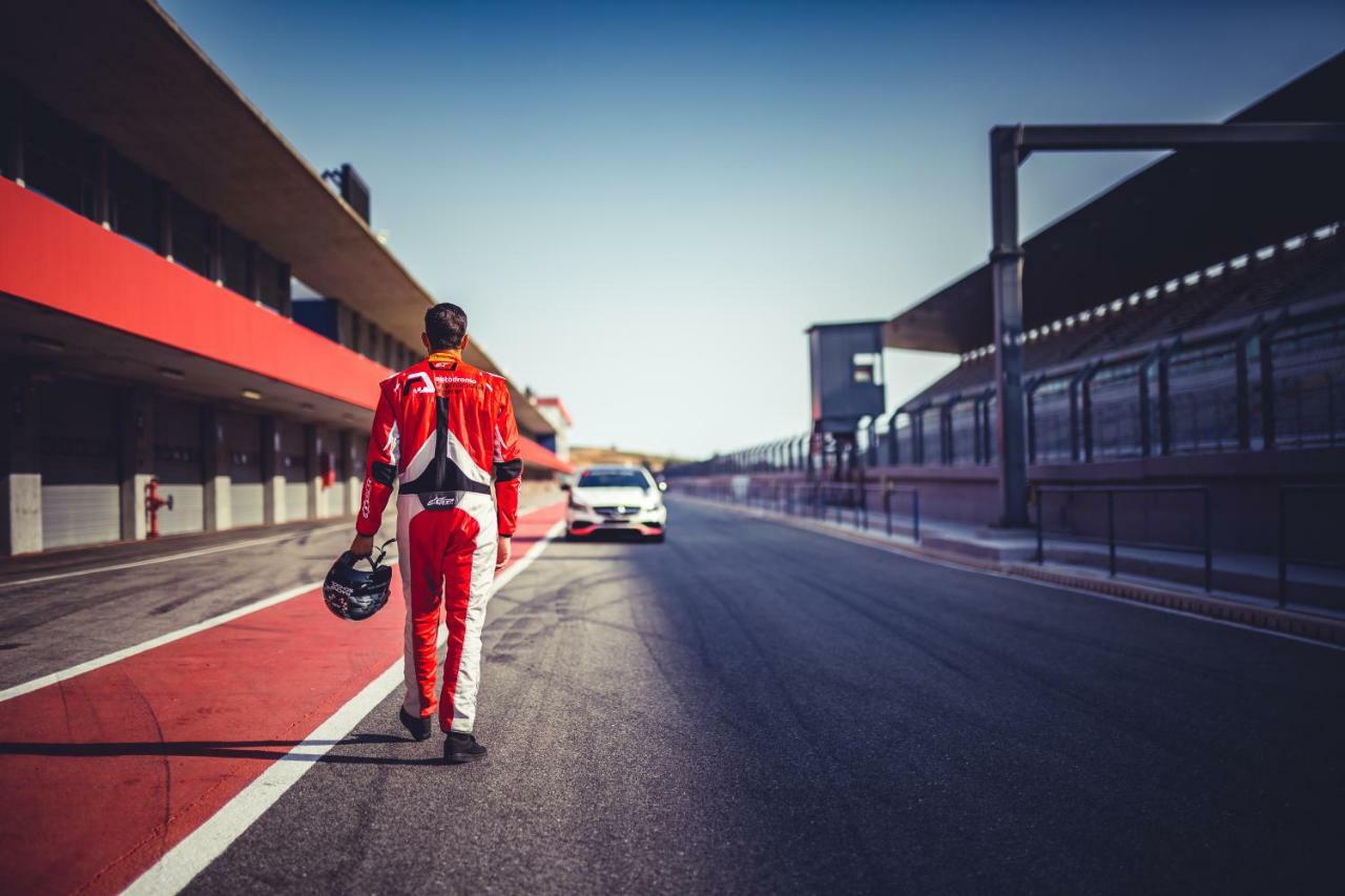 Algarve Race Resort - Hotel Montes de Cima エクステリア 写真