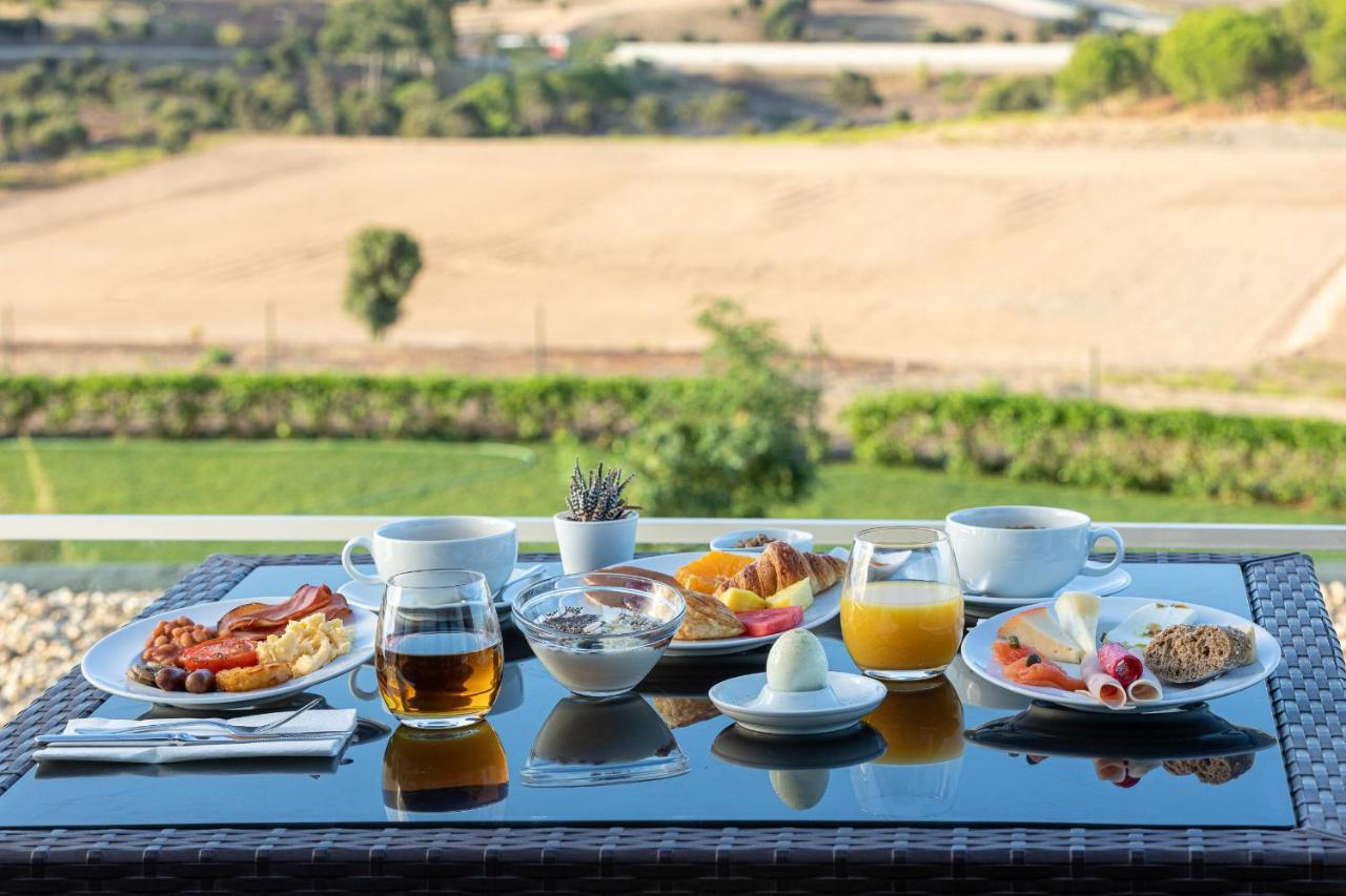 Algarve Race Resort - Hotel Montes de Cima エクステリア 写真
